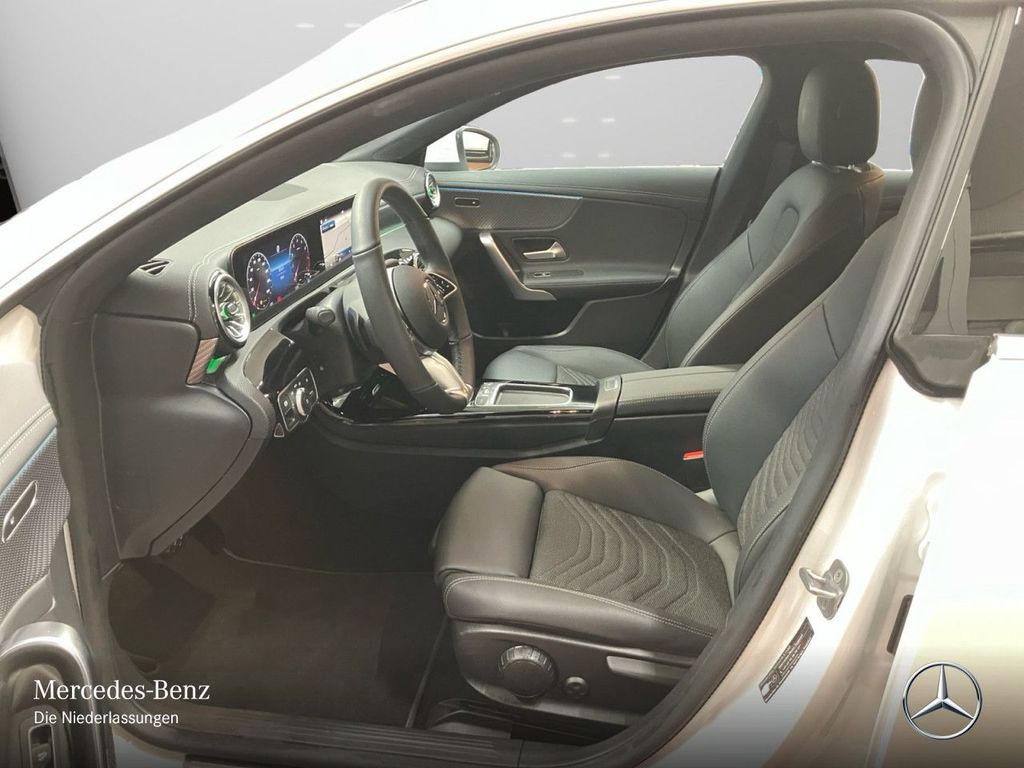 Mercedes-Benz CLA 180 2025