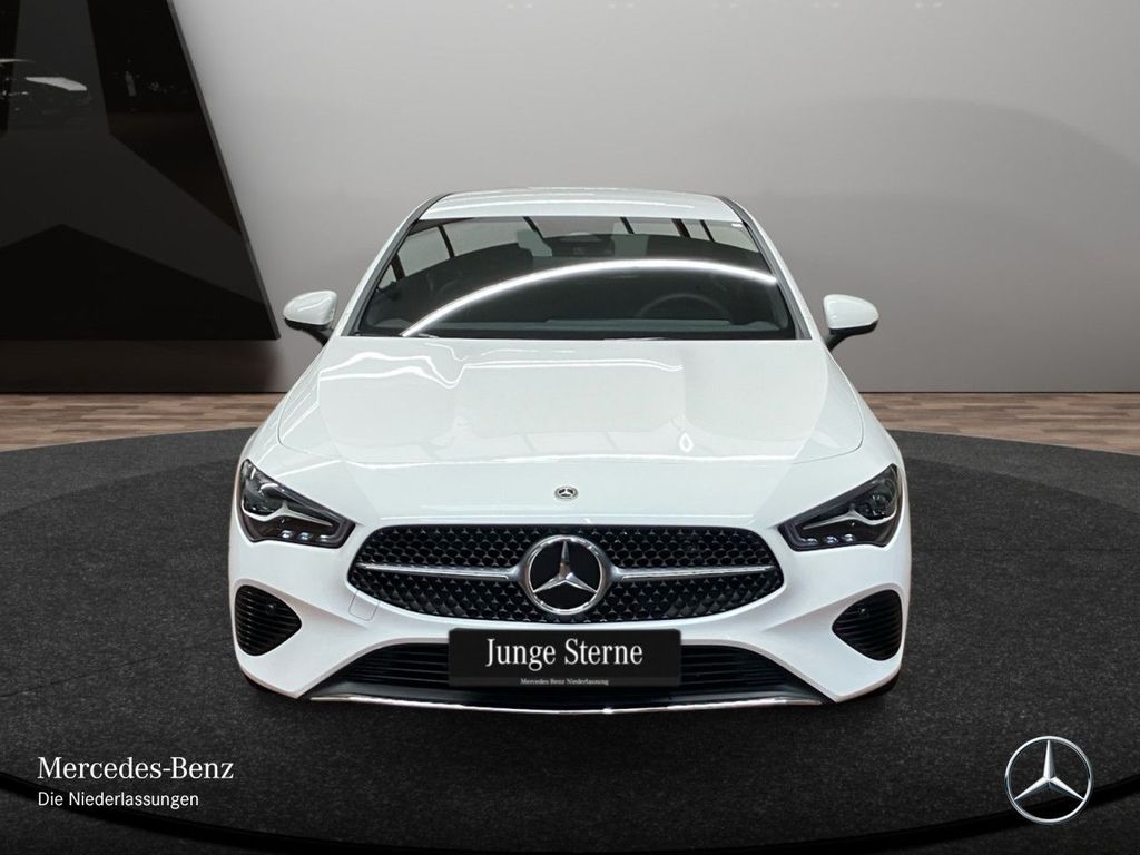 Mercedes-Benz CLA 180 2025