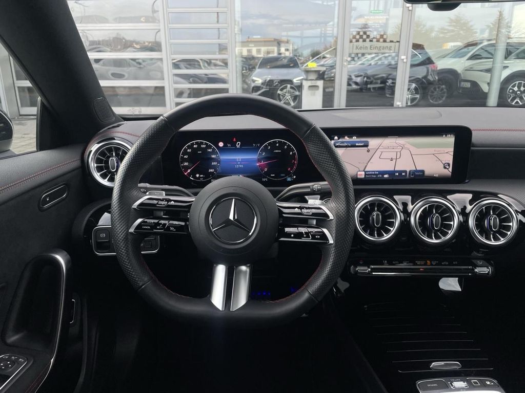 Mercedes-Benz CLA 180 2024