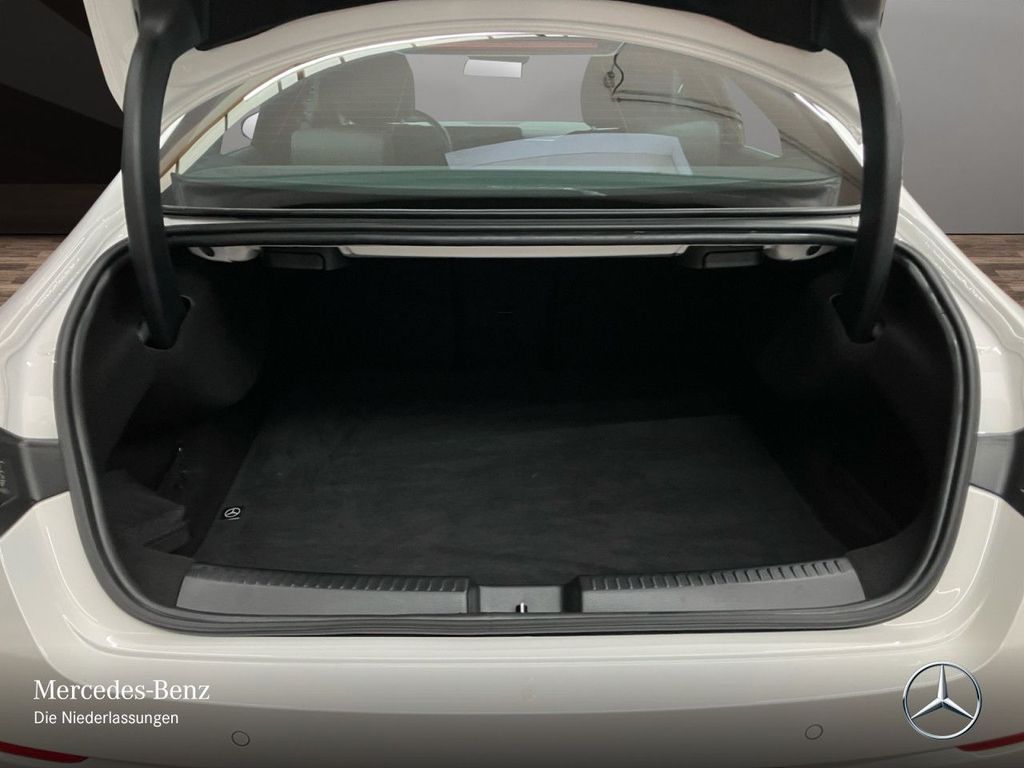 Mercedes-Benz CLA 180 2025