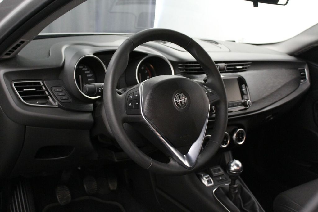 Alfa Romeo Giulietta 2021