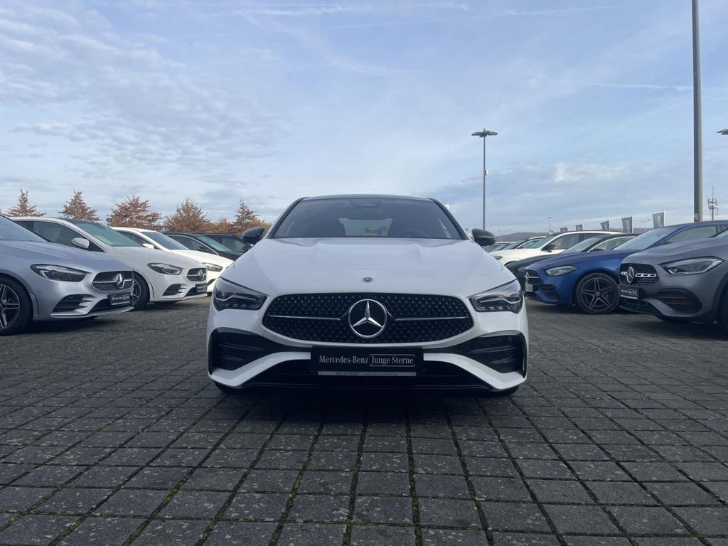 Mercedes-Benz CLA 180 2024