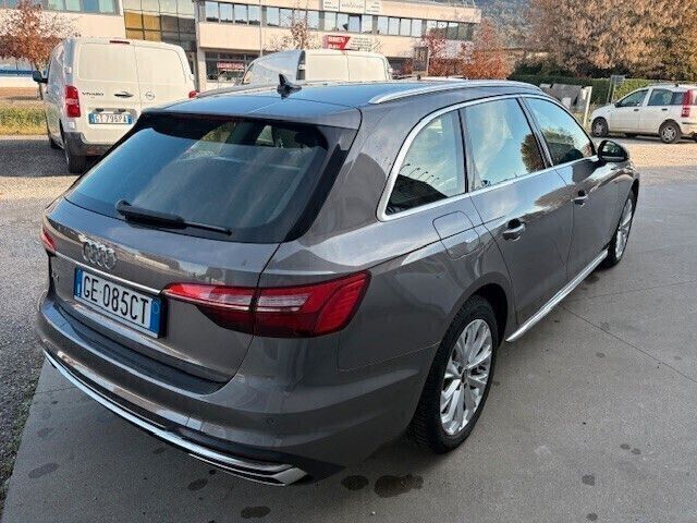 Audi A4 2021