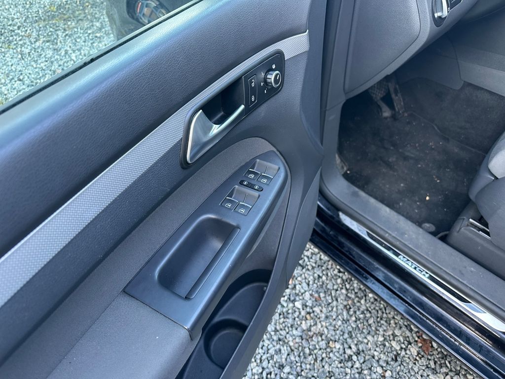 Volkswagen Touran 2013