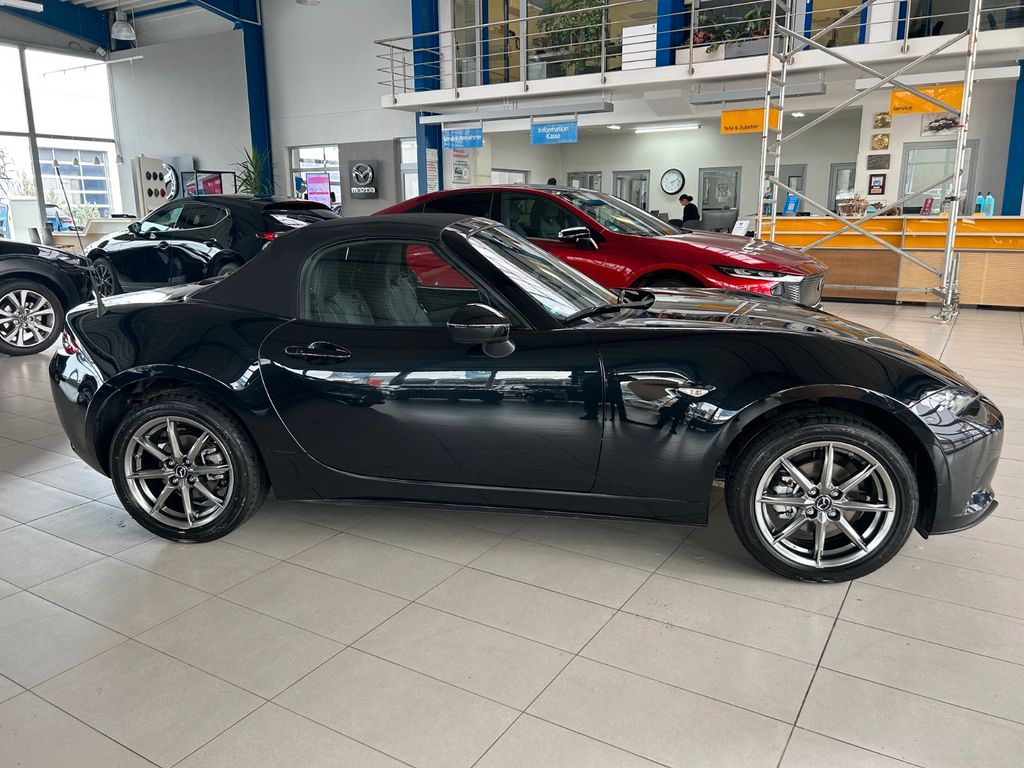 Mazda MX-5 2025