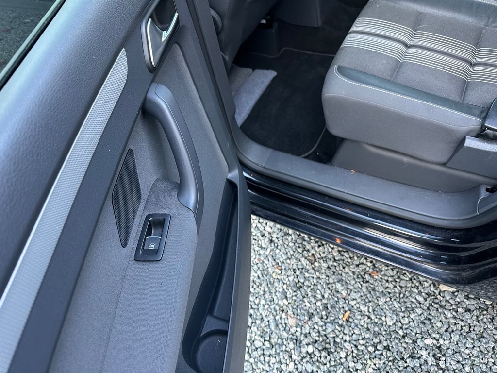 Volkswagen Touran 2013