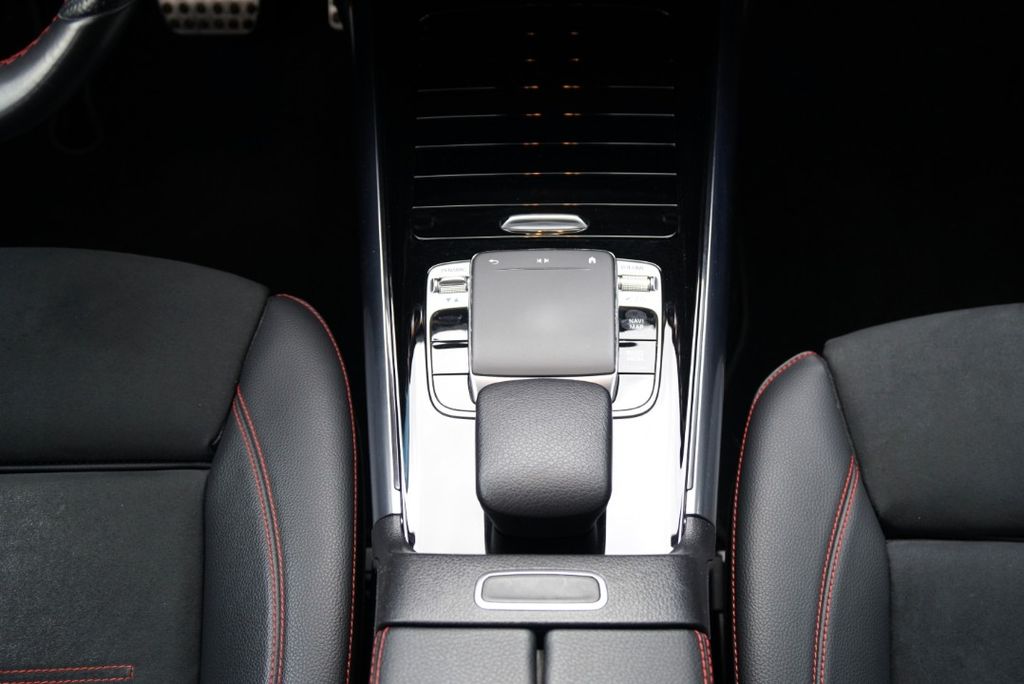 Mercedes-Benz B 180 2019