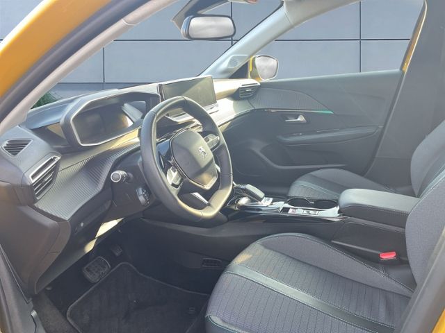 Peugeot 208 2021