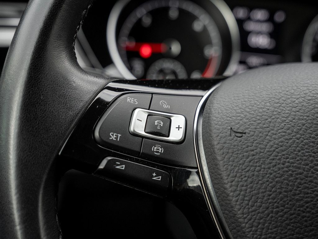 Volkswagen Touran 2021