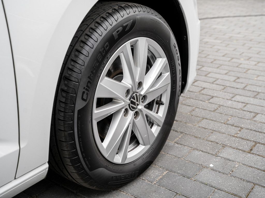 Volkswagen Touran 2021