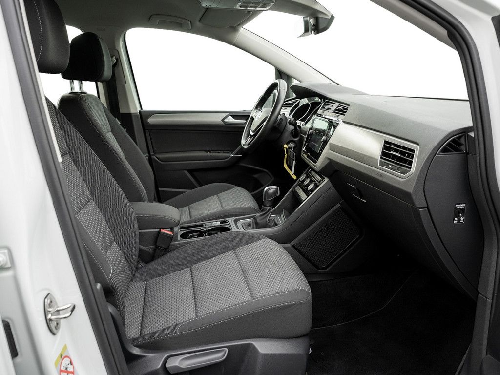 Volkswagen Touran 2021