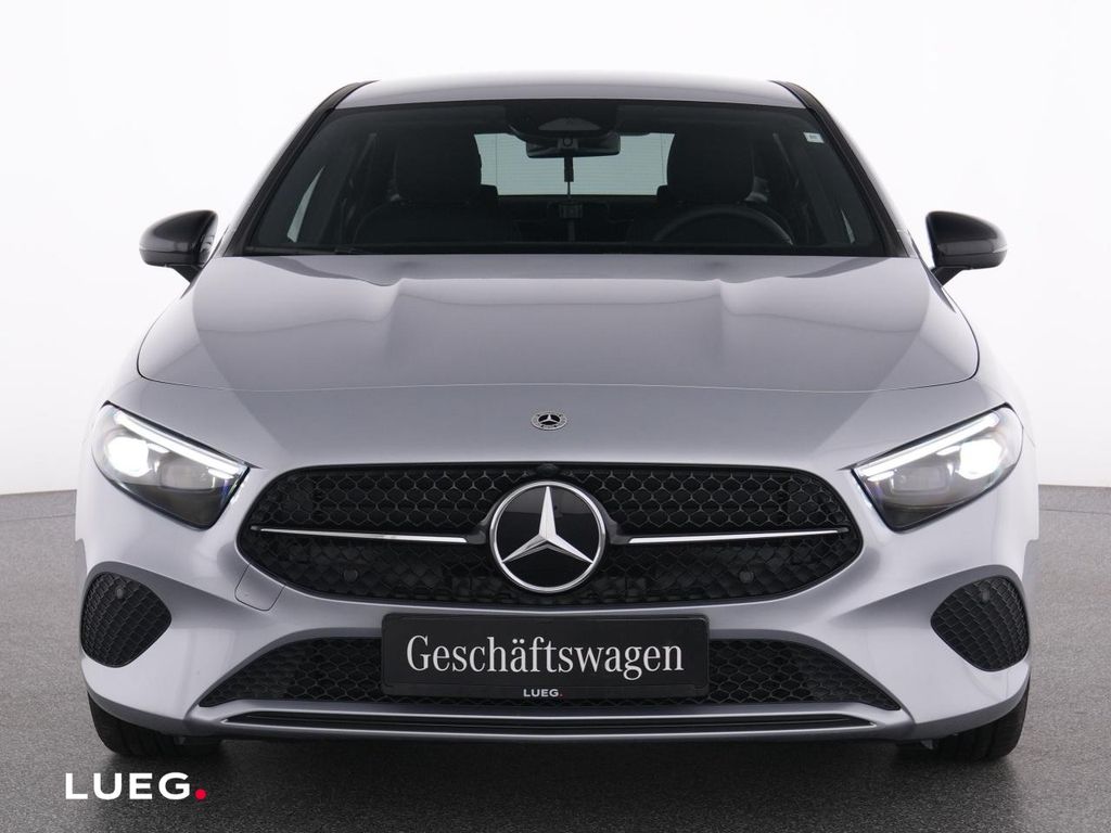 Mercedes-Benz A 180 2026