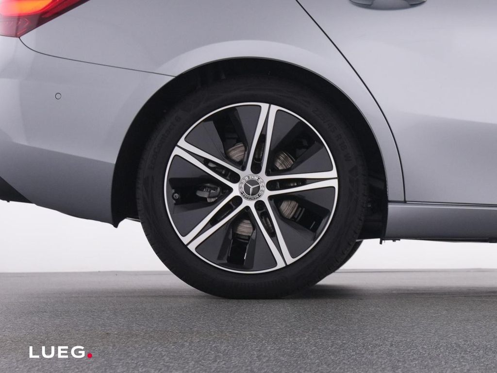 Mercedes-Benz A 180 2026