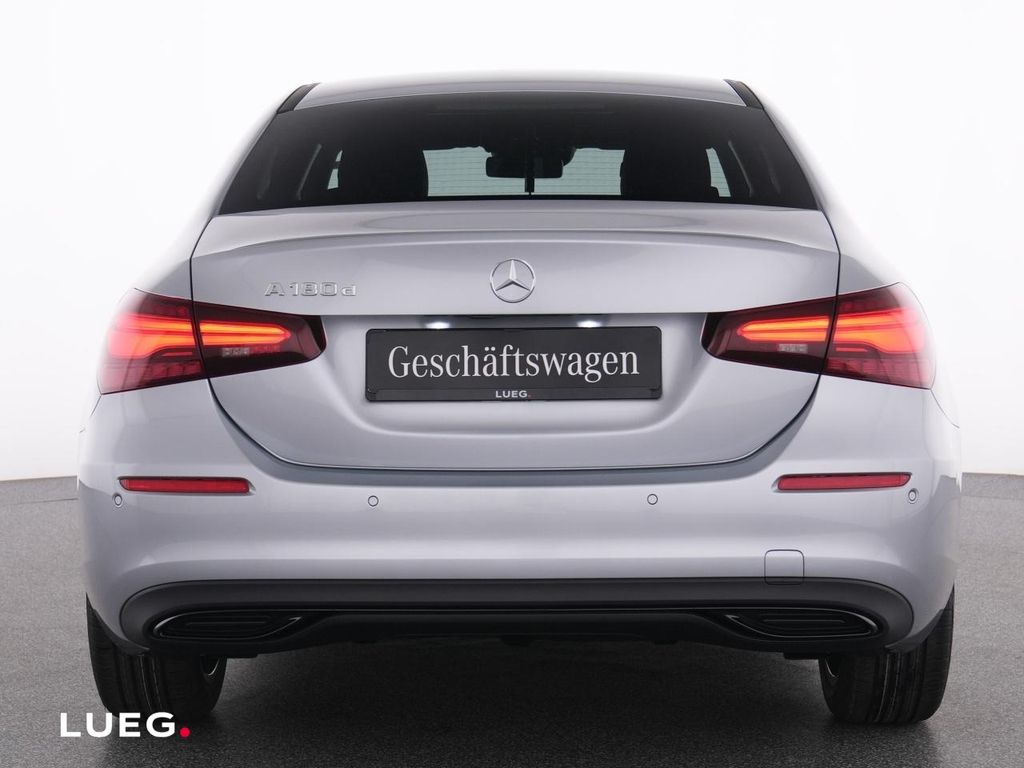 Mercedes-Benz A 180 2026
