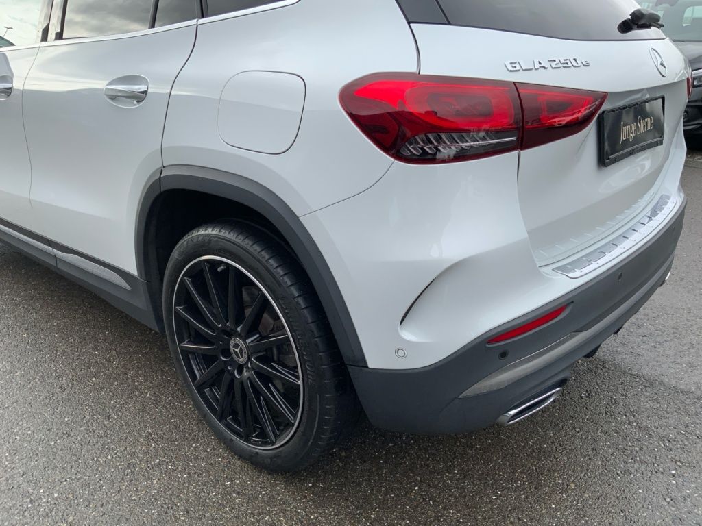 Mercedes-Benz GLA 250 2021