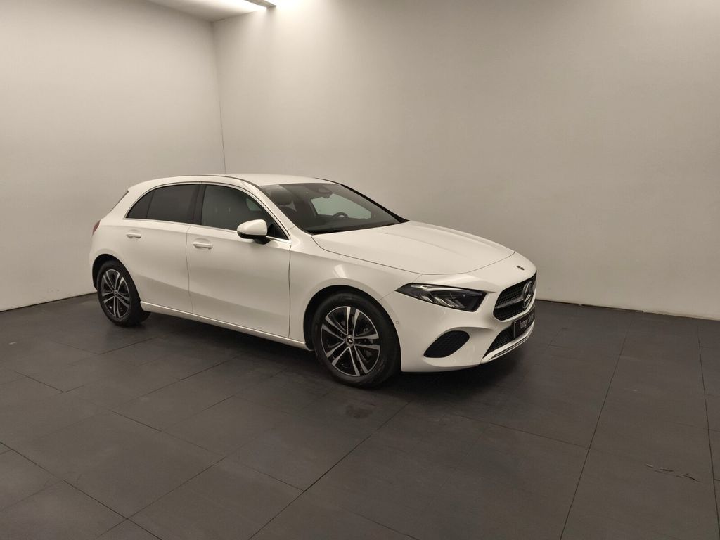 Mercedes-Benz A 180 2024