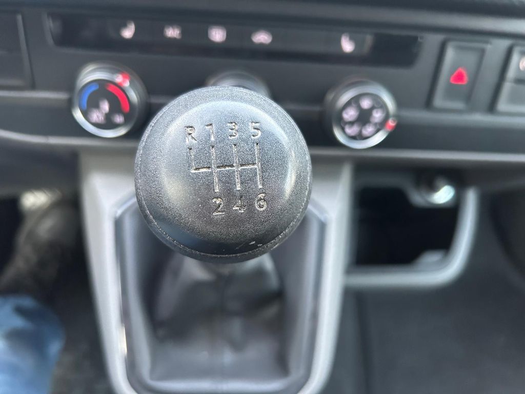 Volkswagen T6 Kombi 2021