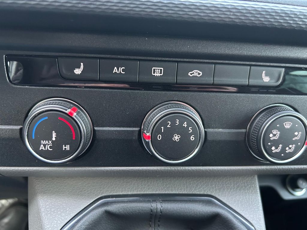 Volkswagen T6 Kombi 2021