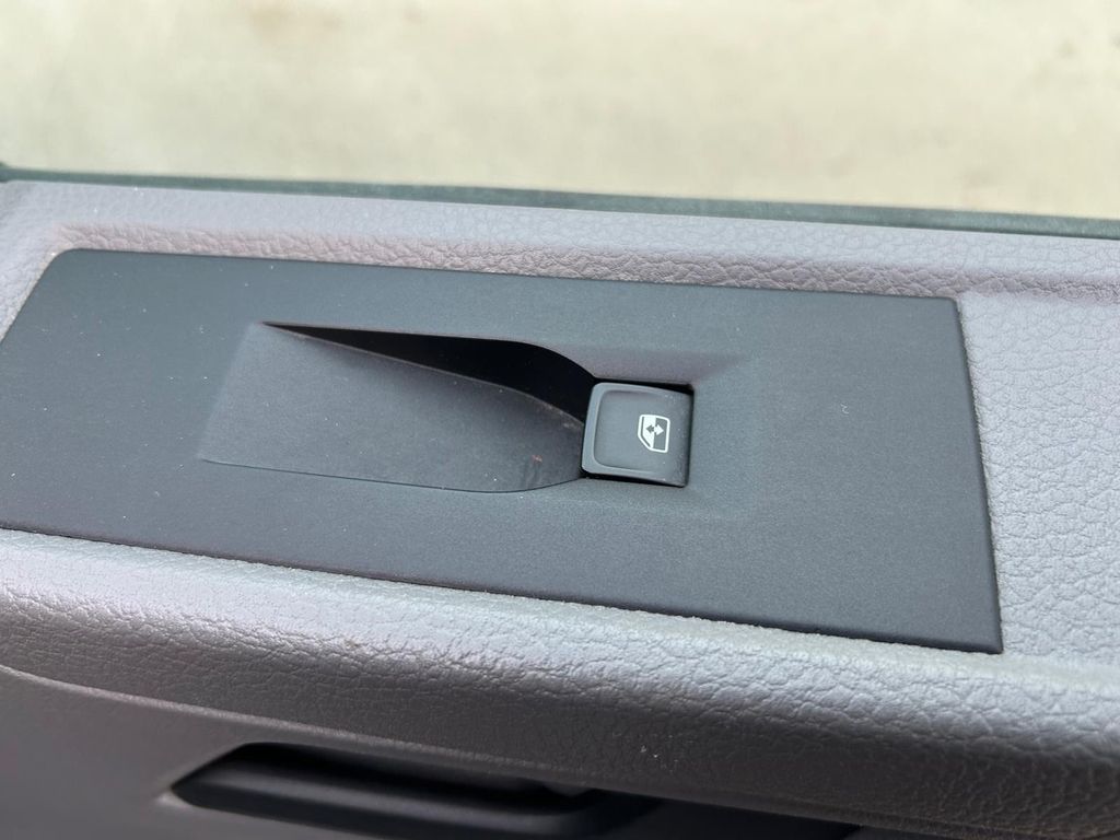 Volkswagen T6 Kombi 2021