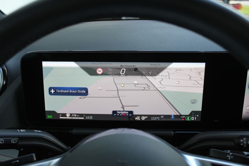 Mercedes-Benz B 180 2024