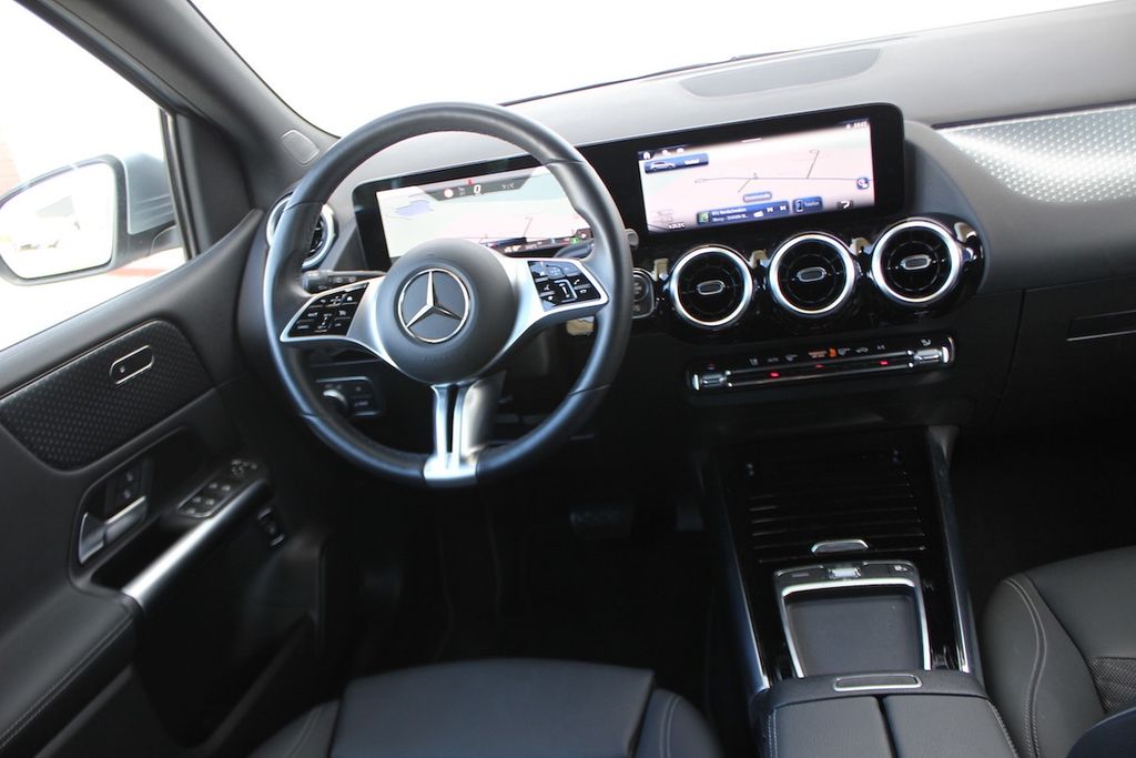 Mercedes-Benz B 180 2024