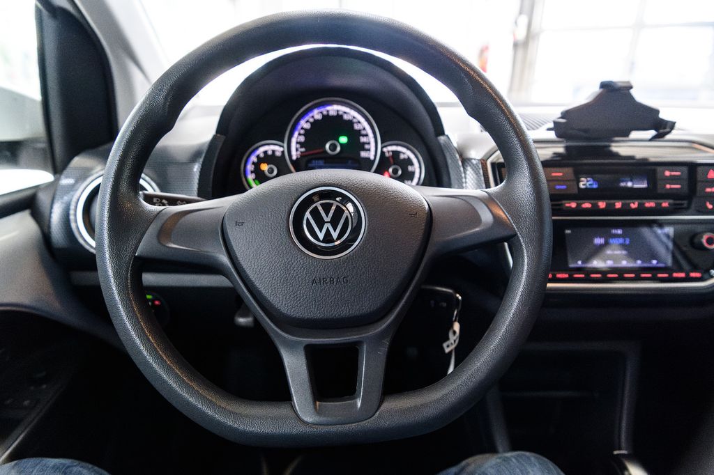 Volkswagen up! 2021
