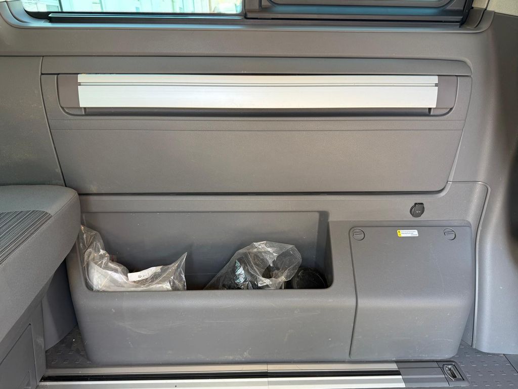 Volkswagen T6 California 2024