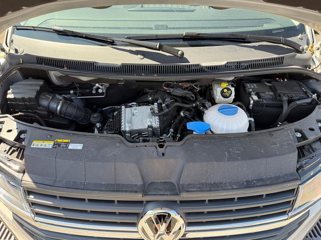 Volkswagen T6 California 2024