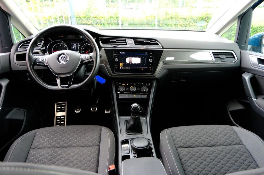 Volkswagen Touran 2019