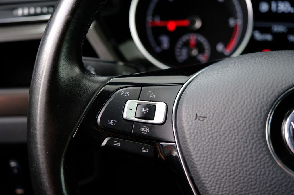 Volkswagen Touran 2019