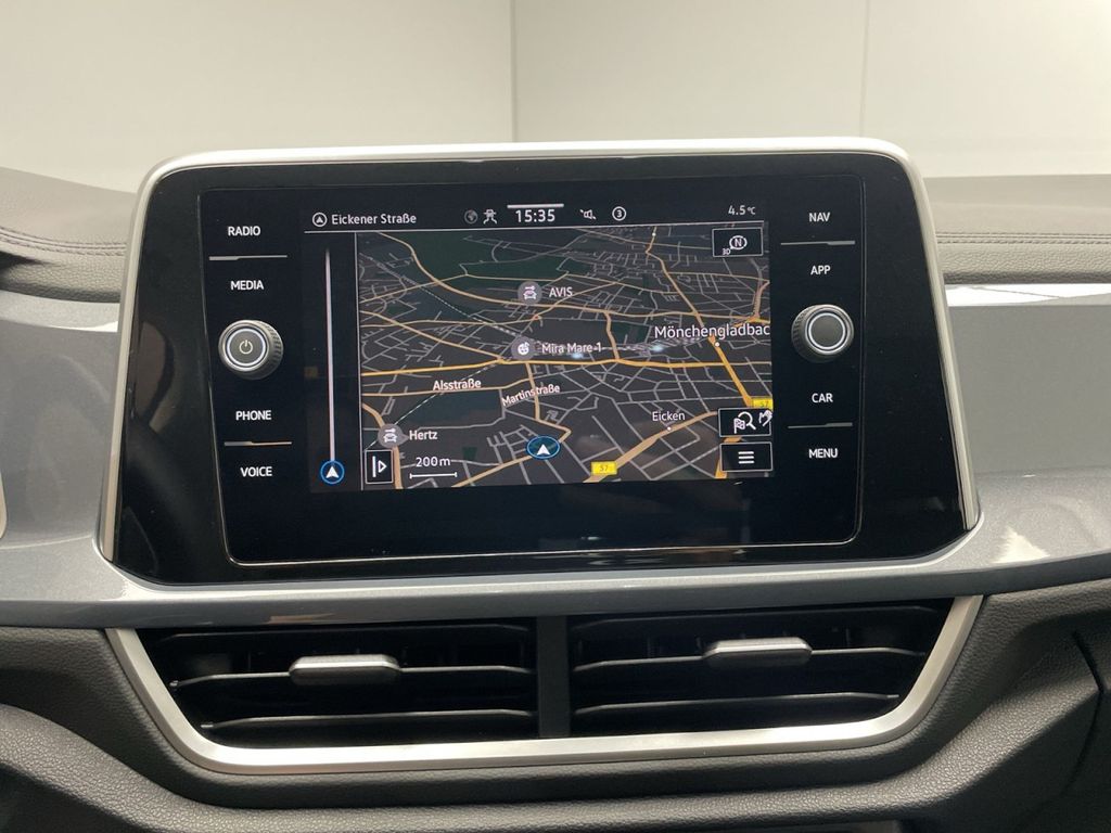 Volkswagen T-Roc 2024