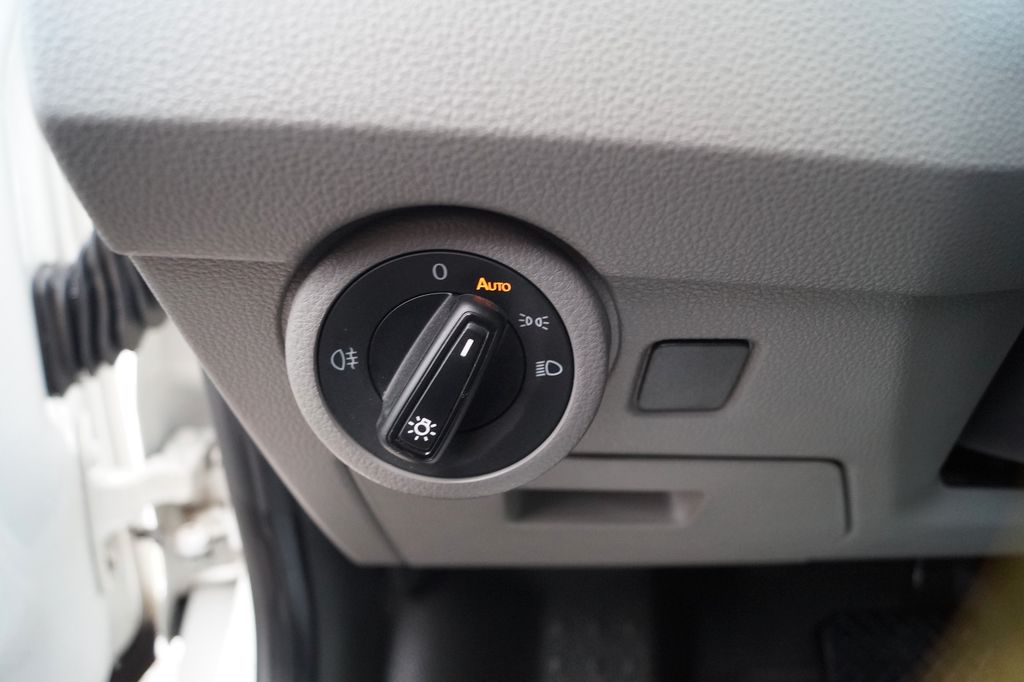 Volkswagen T6 Transporter 2024