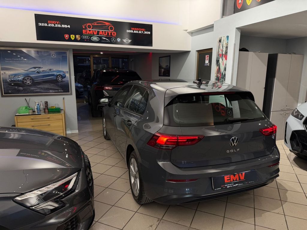 Volkswagen Golf 2021