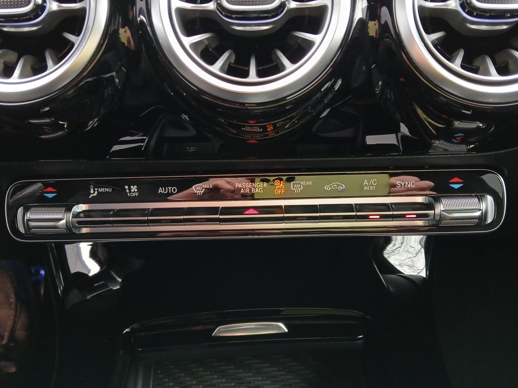 Mercedes-Benz A 200 2025