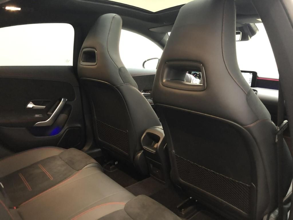 Mercedes-Benz CLA 200 2023