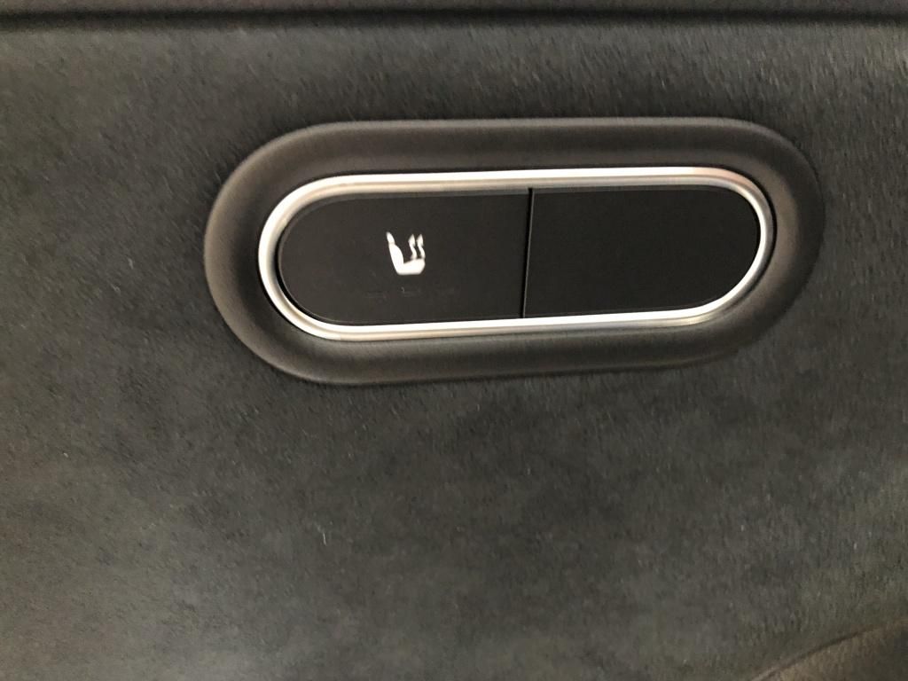 Mercedes-Benz CLA 200 2023