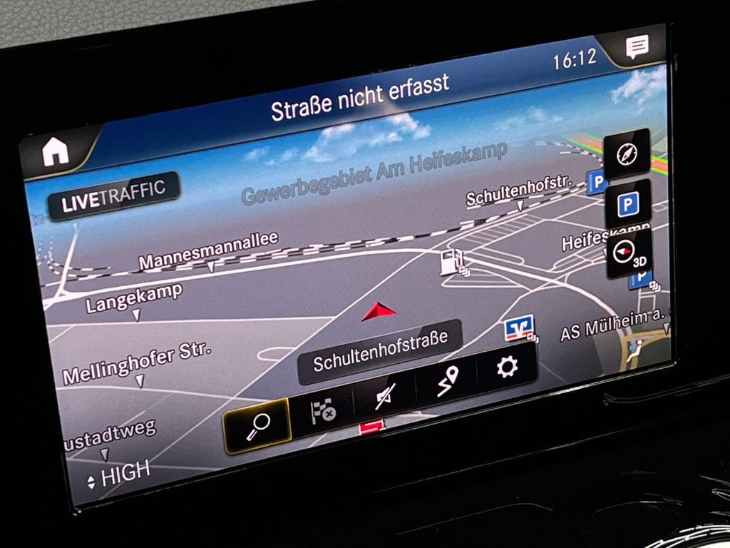 Mercedes-Benz GLA 180 2023