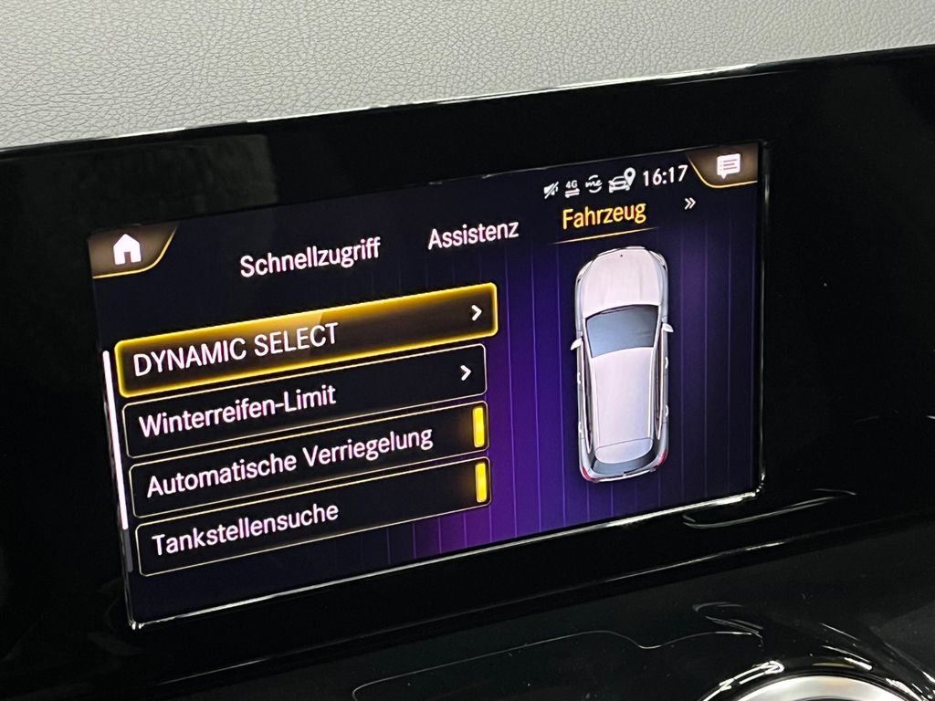 Mercedes-Benz GLA 180 2023