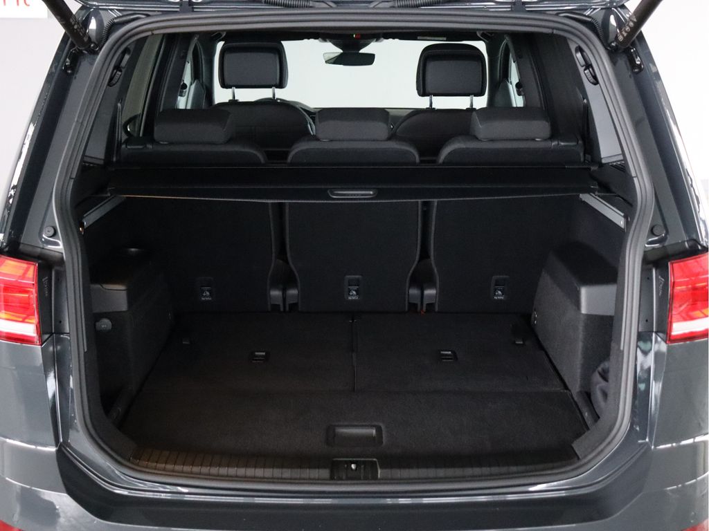 Volkswagen Touran 2025