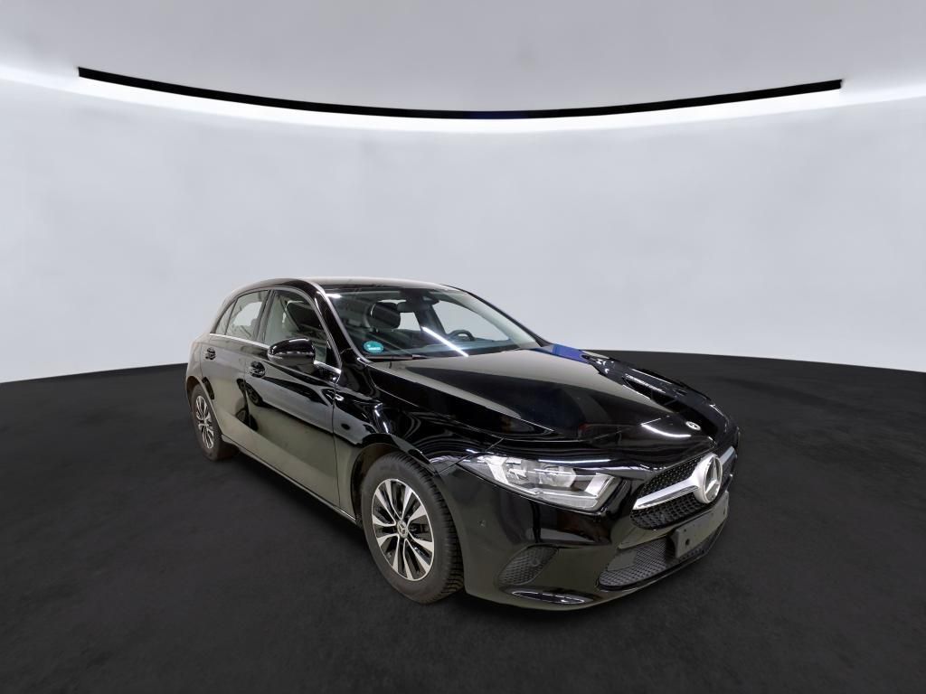 Mercedes-Benz A 180 2022