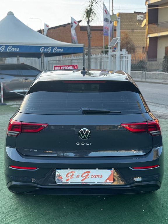 Volkswagen Golf 2023