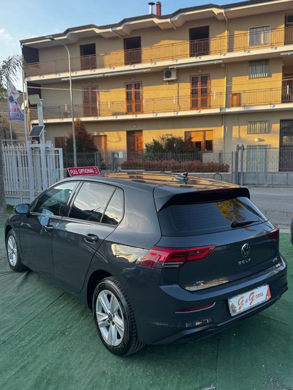 Volkswagen Golf 2023