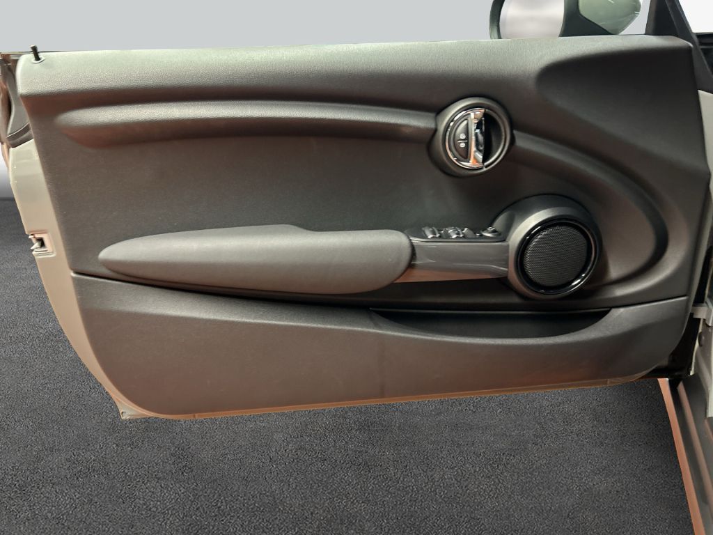 MINI One Cabrio 2022