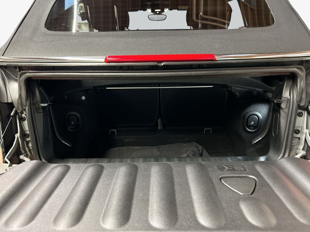 MINI One Cabrio 2022