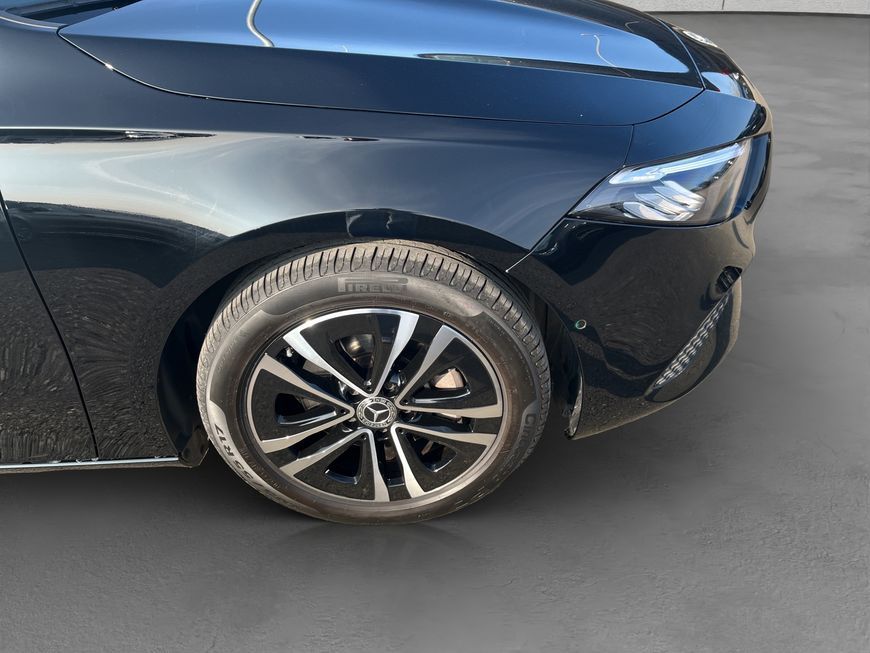 Mercedes-Benz A 180 2025