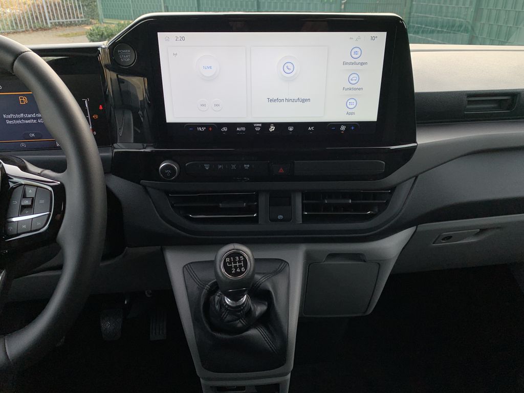 Ford Tourneo Custom 2025