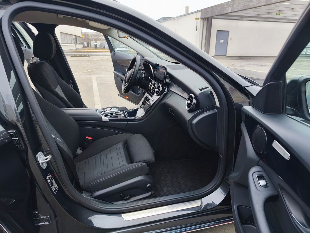 Mercedes-Benz C 180 2020