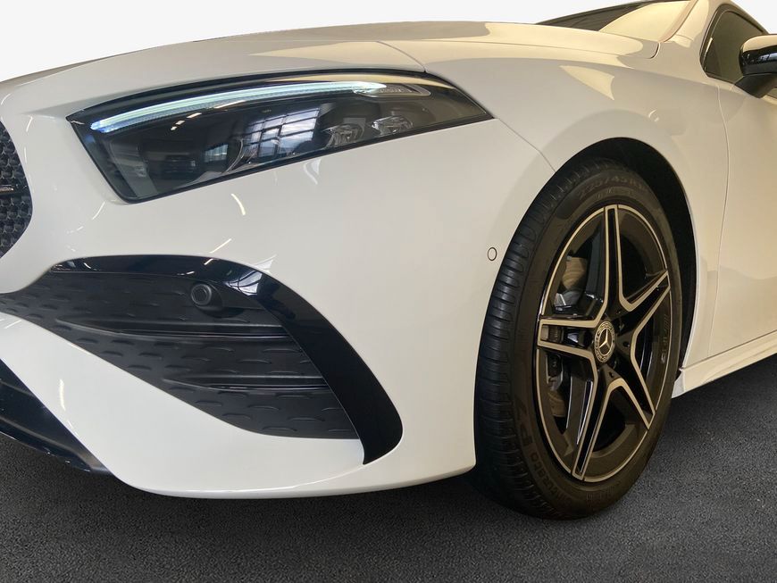 Mercedes-Benz A 200 2025