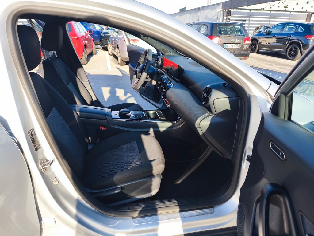 Mercedes-Benz A 180 2022