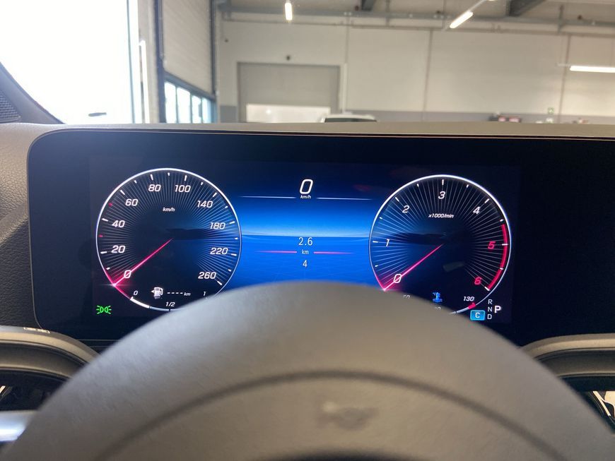 Mercedes-Benz B 180 2025